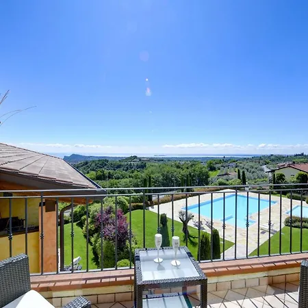 La Torretta By Garda Apartmán *